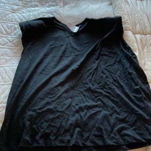 H&M padded shoulder muscle tee-nwt